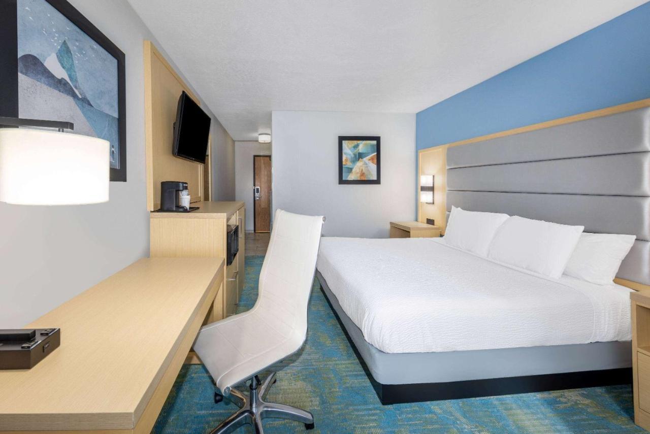 Days Inn By Wyndham Springville Exterior foto